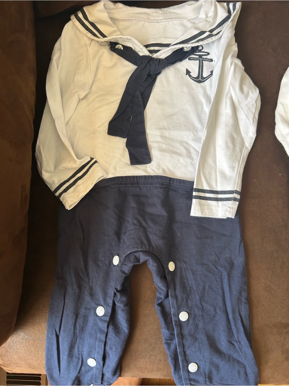 Lot of 5: boys 18M vest\pants set, 3 romper suit sets, 1 vest/shirt - Picture 6 of 7